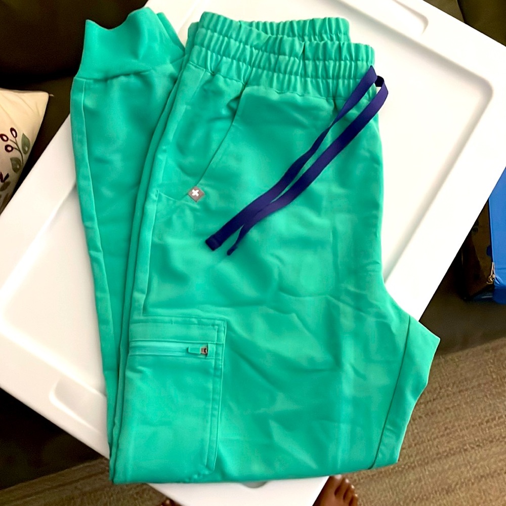 Figs scrub pants